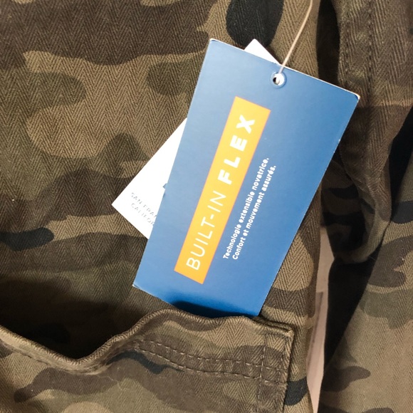 Kid’s Camouflage Jacket with Buttons - Picture 3 of 4